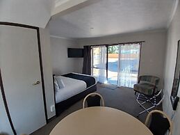 Palm City Motor Inn