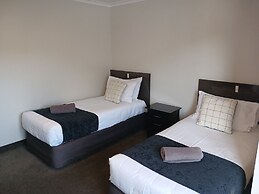 Palm City Motor Inn