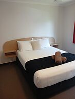 Palm City Motor Inn