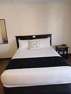 Palm City Motor Inn