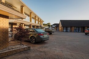 Palm City Motor Inn