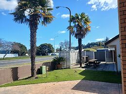 Palm City Motor Inn