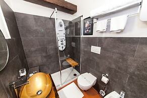 Rifugio Degli Artisti