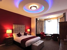 The Pearl Hotel