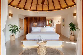 ZOA Hotel - Adults Only