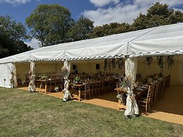 Bed and Breakfast Dunsfold