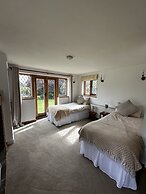 Bed and Breakfast Dunsfold