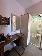 Greylands Guest House