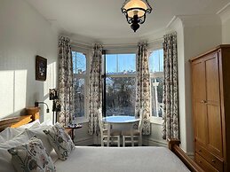 Greylands Guest House