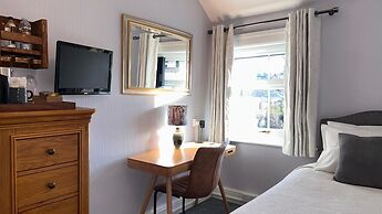 Greylands Guest House