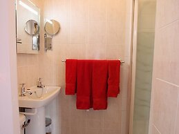 Greylands Guest House