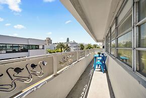 Miami International by Lowkl