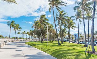 Miami International by Lowkl