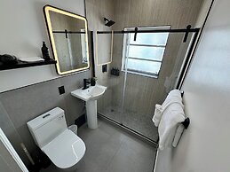 Miami International by Lowkl