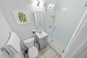 Miami International by Lowkl