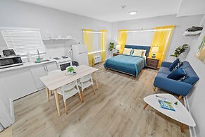 Miami International by Lowkl