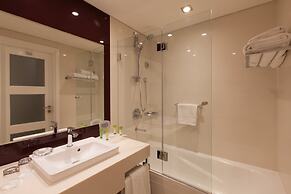 Holiday Inn Muscat Al Seeb by IHG