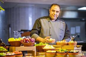 Holiday Inn Muscat Al Seeb by IHG