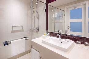 Holiday Inn Muscat Al Seeb by IHG