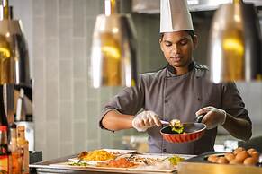 Holiday Inn Muscat Al Seeb by IHG