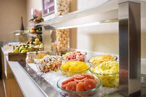 Holiday Inn Muscat Al Seeb by IHG