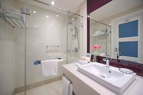 Holiday Inn Muscat Al Seeb by IHG