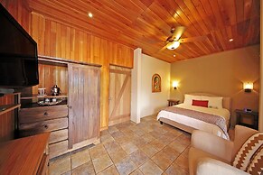 Los Establos Boutique Resort- All Inclusive