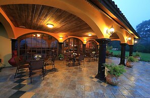 Los Establos Boutique Resort- All Inclusive