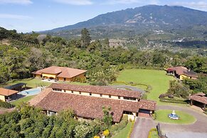 Los Establos Boutique Resort- All Inclusive