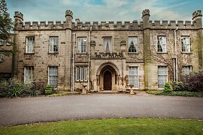 The Orchard Hotel & Restaurant