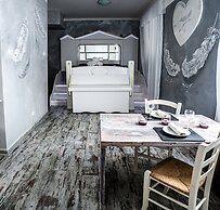 Hotel Butterfly - We Suite