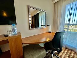 Hampton By Hilton Gdansk Airport