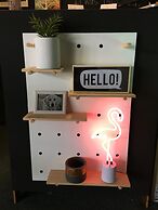 Hello Adelaide Motel and Apartments