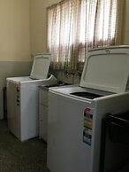 Hello Adelaide Motel and Apartments