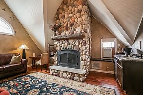 Harvey House Bed & Breakfast