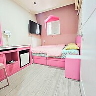 OPPA Hostel Sinchon-Hongdae