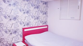 OPPA Hostel Sinchon-Hongdae