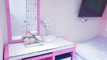 OPPA Hostel Sinchon-Hongdae