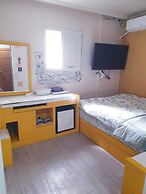 OPPA Hostel Sinchon-Hongdae