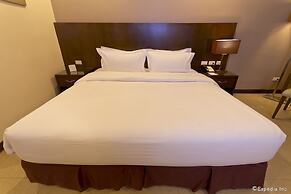 Mandarin Plaza Hotel