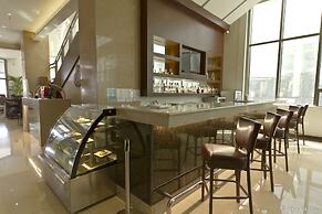 Mandarin Plaza Hotel