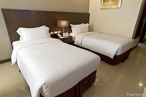 Mandarin Plaza Hotel