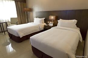 Mandarin Plaza Hotel
