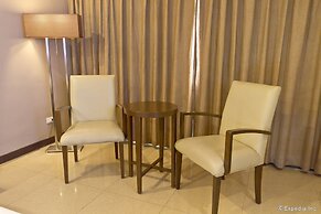 Mandarin Plaza Hotel