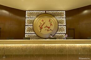 Mandarin Plaza Hotel