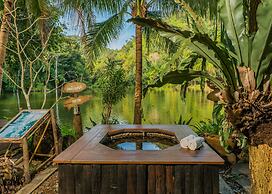 Home Phutoey River Kwai Hotspring & Nature Resort