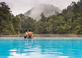 Home Phutoey River Kwai Hotspring & Nature Resort