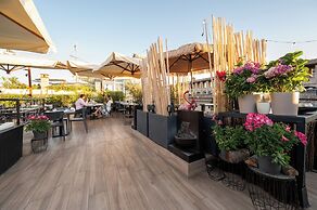 Hotel Caravita