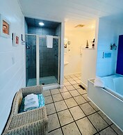 New Buffalo Inn & Spa