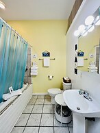 New Buffalo Inn & Spa